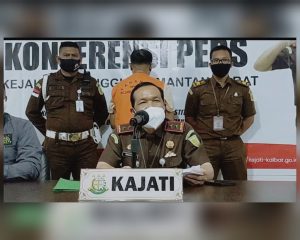 Tim TABUR Kejati Kalbar Tangkap DPO di Batam