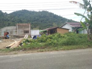 Proyek Pembangunan Gedung Kantor UPT KPH Wilayah Kayong Diduga Mangkrak