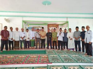 H. Farhan Meninjau Pembangunan Masjid Babul Khair di Kecamatan Nanga Tayap
