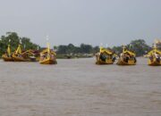 Bupati Ketapang Berharap Tradisi Perahu Lancang Kuning Tetap Dipertahankan
