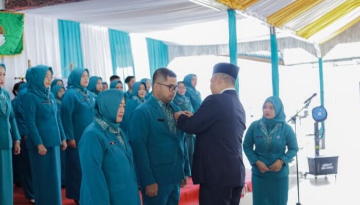 Bupati Ketapang Mengukuhkan  kepengurusan Tim Penggerak (TP) PKK periode 2025 – 2030
