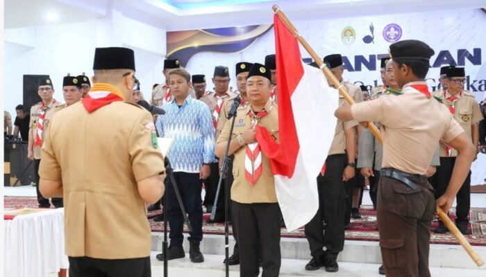 Bupati Menjabat Mabicab  Pramuka Ketapang