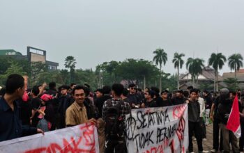 Gubernur Kalbar tak Muncul Saat Mahasiswa Demo